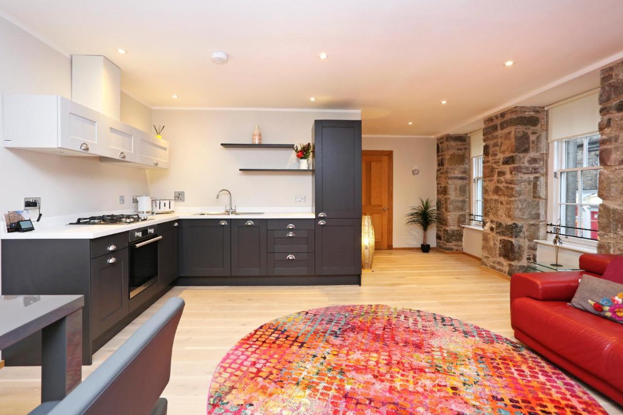 Joivy Elegant Home At The Heart Of The Royal Mile EDI Exterior foto